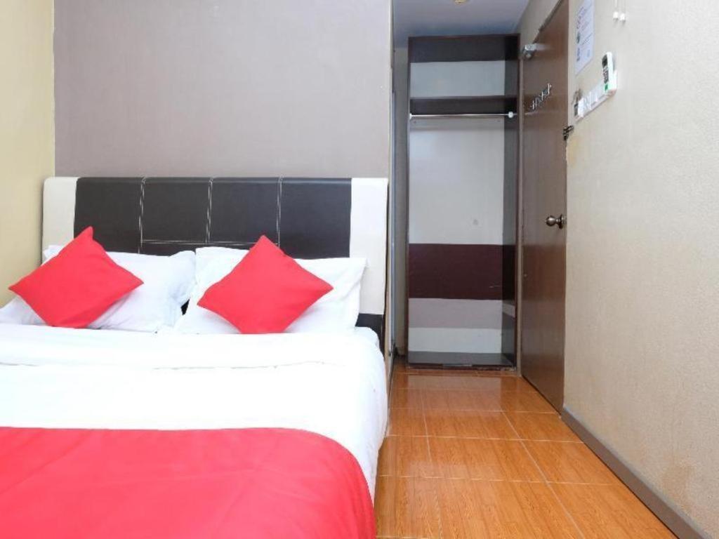 Oyo 44123 Hotel Al-Saif Kuala Kerai Exterior photo
